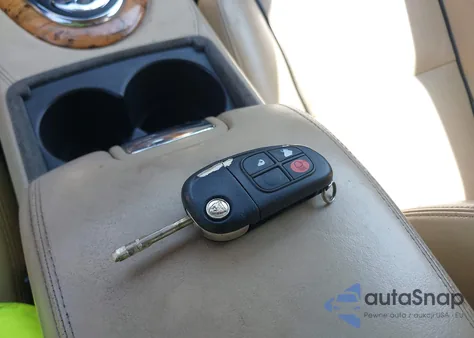 2007 Jaguar Xj Vanden Plas z USA, uszkodzony, nr VIN SAJWA82B87SH13560